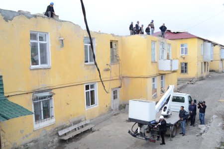 Daşkəsəndə baş vermiş təbii fəlakətlə bağlı təmir-bərpa işləri aparılır