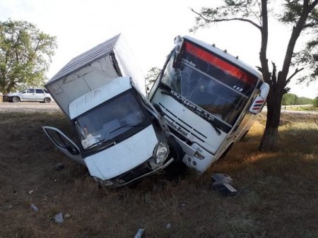 Bakı-Krasnodar avtobusu qəzaya uğradı - 