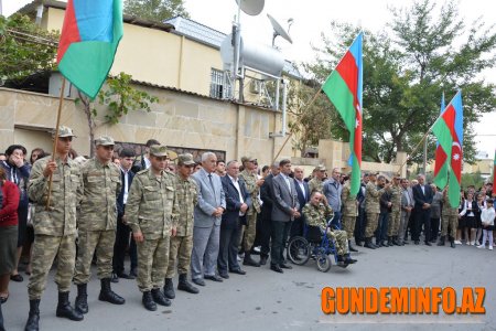 Ədalət Paşayevin adını daşıyan küçədə onun baralyefinin açılışı oldu - 