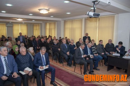Abdin Fərzəliyev sakinlərlə görüşdü - 