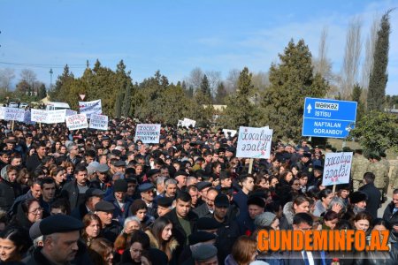 Minlərlə tərtərli Xocalı soyqırım qurbanlarını yad etdi  -