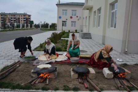 İcra başçısı körpələr evində Novruz şənliyində - 