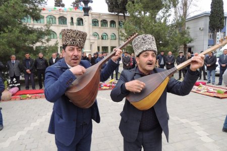 Tərtər şəhərinin mərkəzi meydanında ümumrayon bayram şənliyi keçirilib