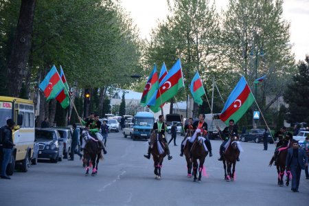 “Bölgələrdən Bölgələrə” Yaradıcılıq Festivalı cəbhə bölgəsinin sakinləri tərəfindən maraqla qarşılanıb