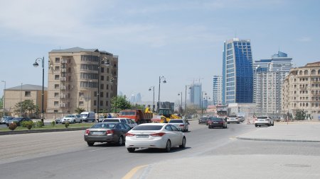 Bakıda ən çox yol qəzası və piyada ölümlərinin baş verdiyi prospektdə keçid niyə yoxdur? - 