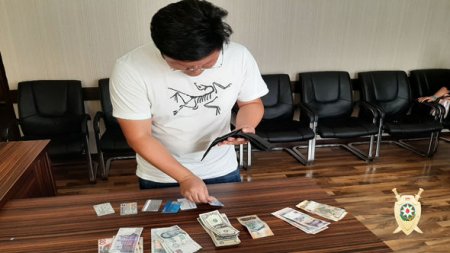 Çinli biznesmen Bakıda sənədlərini və pulunu itirdi, polis kömək etdi - 