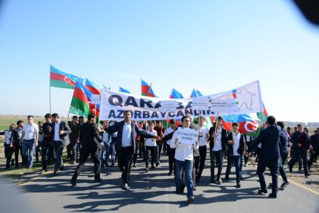 Tərtərdə "Müstəqilliyimiz əbədidir" yürüşü keçirilib - 