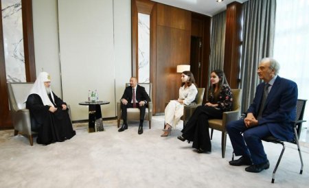Prezident İlham Əliyev Rusiyanın Qaraçay-Çərkəz Respublikasının başçısını qəbul edib