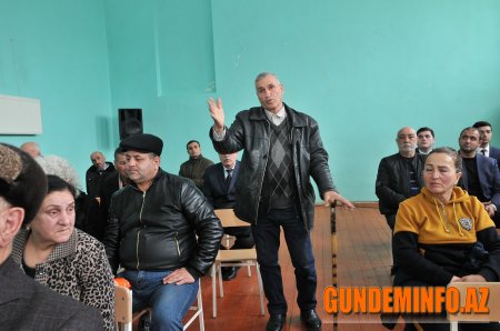 Xanım başçı Görədil kənd sakinləri ilə növbəti səyyar-qəbulu keçirildi