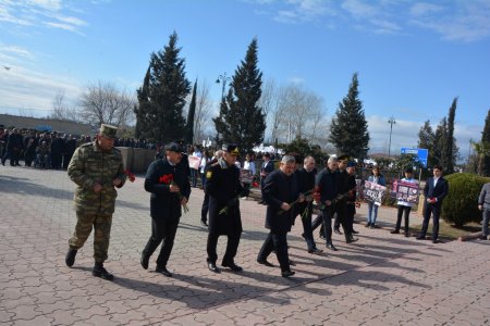 Xocalı soyqırımının ildönümü ilə bağlı keçirilən yürüşə minlərlə tərtərli qatıldı 