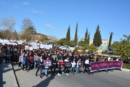 Xocalı soyqırımının ildönümü ilə bağlı keçirilən yürüşə minlərlə tərtərli qatıldı 