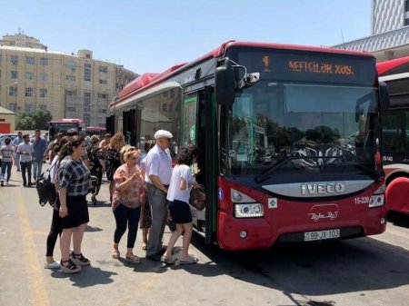 Bakıdakı avtobuslarda arakəsmələr quraşdırılacaq