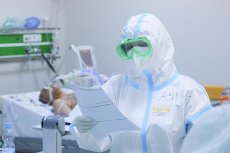 Azərbaycanda koronavirusa yoluxma artır: görülən tədbirlər niyə səmərə vermir?