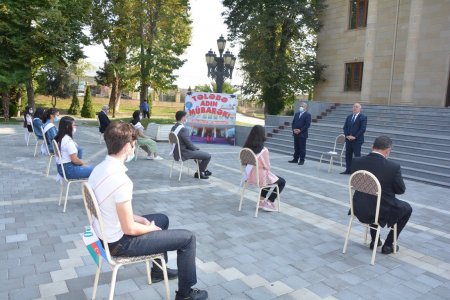 İcra başçısı tələbə adını qazanan gənc tərtərlilərlə görüşdü