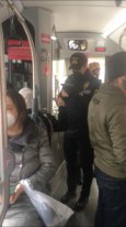 Bakıda tibbi maskalardan düzgün istifadə etməyənlər cərimələnib Bakıda tibbi maskalardan düzgün istifadə etməyənlər cərimələnib
