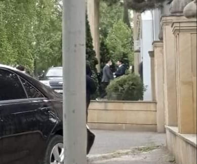 Həbs edilən icra başçısının evində axtarış aparılıb - Həbs edilən icra başçısının evində axtarış aparılıb -
