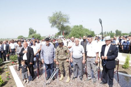 Şəhid Elgiz Abbaslının doğum günündə  "Şəhidlər Unudulmur" abidə kompleksinin açılış mərasimi olub