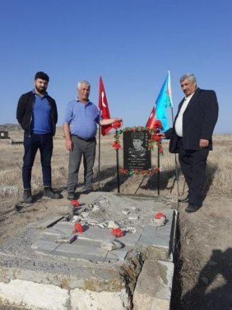 29 il sonra şəhidin məzarı ailəsi tərəfindən ziyarət olundu -  