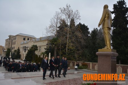 Tərtərlilər böyük hüznlə Umummilli liderin xatirəsini yad etdilər