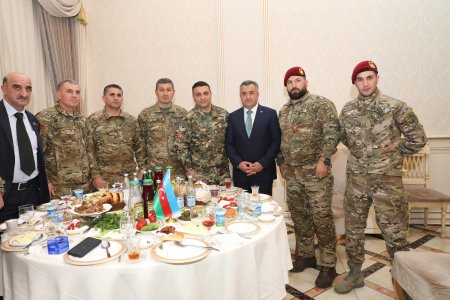 Abşeron rayonunda Qarabağ müharibəsi şəhidlərinin xatirəsinə və qazilər üçün iftar süfrəsi açılıb