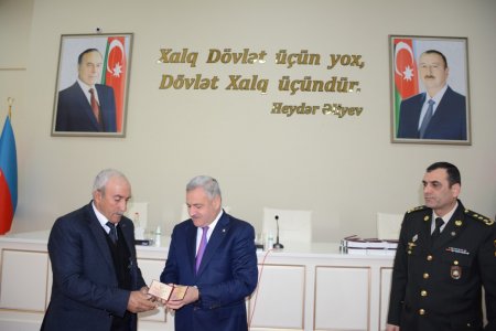 Tərtərdə şəhid ailələrinə və Vətən müharibəsi iştirakçılarına medallar təqdim olundu