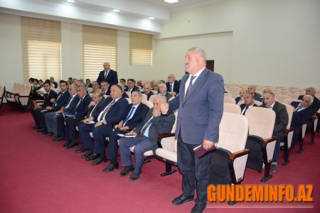 İcra başçısı müşavirə keçirdi 