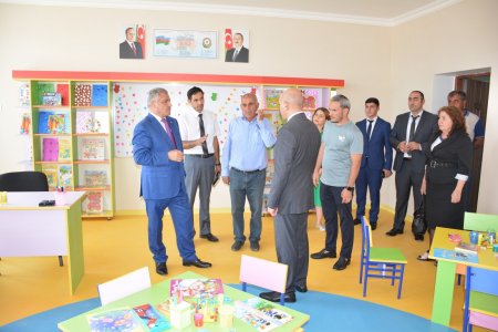 İcra başçısı Xoruzlu kəndində tikilən yeni məktəb binasına baş çəkib 
