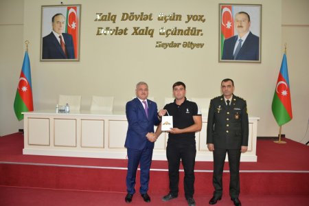 Tərtərdə Vətən müharibəsi qazilərinə və iştirakçılarına medallar təqdim olunub