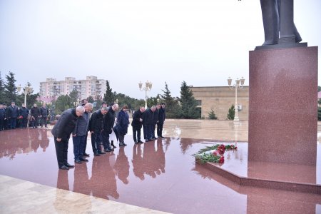 Ulu Öndər Heydər Əliyevin anım gününə həsr olunmuş tədbir keçirildi