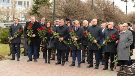 Həştərxan vilayətində Ümummilli Lider Heydər Əliyevin 100 illik yubileyinə həsr olunmuş təntənəli tədbir keçirilib