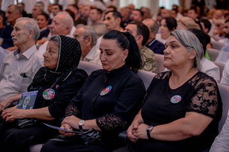 Ülvi Quliyevin təşviqat kampaniyasına yüzlərlə insan könüllü olaraq qoşulur -