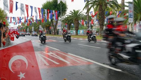 İstanbulda mitinqlər, toplantılar qadağan edildi - 