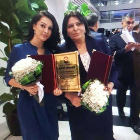 "Tapançalı direktor"un məktəbində maskalı manyak – 