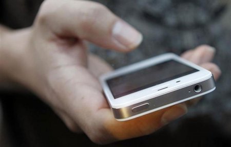 Telefonunuzu yatağınızın yanında şarj edirsinizsə...