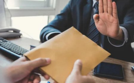 Bakıda Sağlamlıq Mərkəzinin direktoru kimlərdən rüşvət alıb? – 