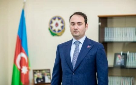 Saçımı kəsdirmək üçün Bakıya gedirəm -
