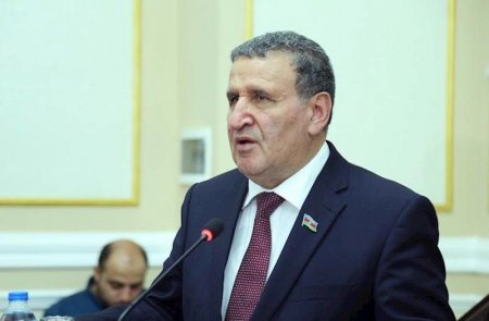 Həbibbəylinin aylıq maaşı təəccübləndirdi