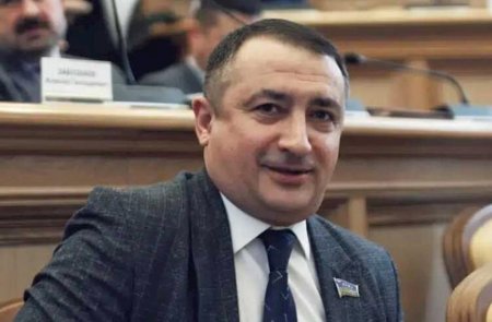 Rusiyada azərbaycanlı deputatın istefa verdiyi deyilir