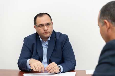 Məcnun Məmmədov bu kadrları necə seçir?