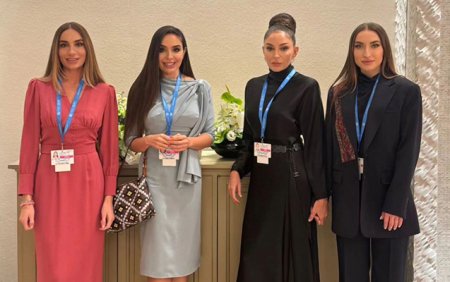 Arzu və Alena Əliyevalardan təbrik -