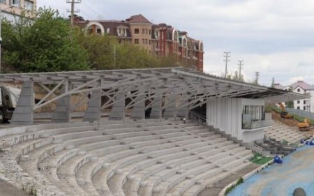 Xankəndi stadionunda işləyən fəhlələrin pulu verilmir? –