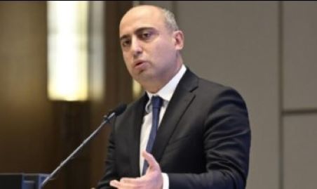 Nazirlə direktor “Kaspi“ni 36 milyon manata alıblar? - Nazirlə direktor “Kaspi“ni 36 milyon manata alıblar? -