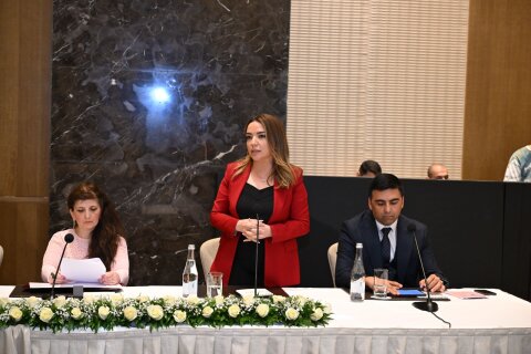 Aygün Əliyevanın Prezidentin sabiq mətbuat katibinə “dostluq sədaqəti” – Aygün Əliyevanın Prezidentin sabiq mətbuat katibinə “dostluq sədaqəti” –