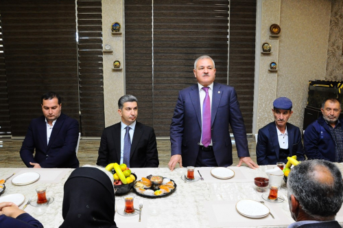Rayon rəhbəri Nafatlanda müalicə alan şəhid ailələrini ziyarət edib Rayon rəhbəri Nafatlanda müalicə alan şəhid ailələrini ziyarət edib