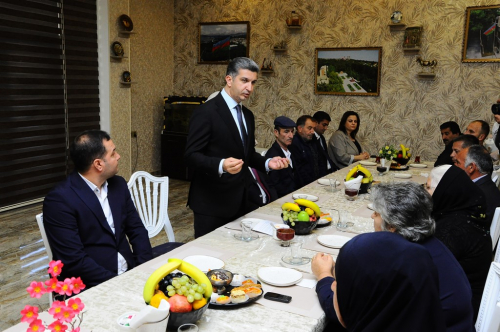 Rayon rəhbəri Nafatlanda müalicə alan şəhid ailələrini ziyarət edib Rayon rəhbəri Nafatlanda müalicə alan şəhid ailələrini ziyarət edib