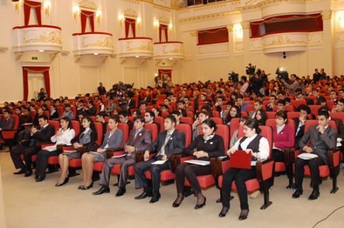 Deputat Şahin İsmayılovu Ramiz Mehdiyevə nələr bağlayır?!: 