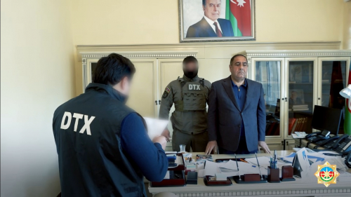 İcra başçısı rüşvəti belə yığıb -