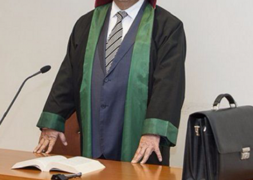 Bir vəkil kollegiyadan xaric edilib, 3 vəkilə xəbərdarlıq olunub