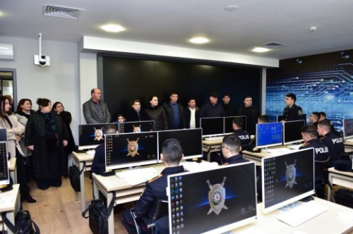 Valideyn gözü ilə Polis Akademiyası 