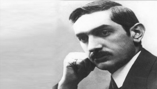 Lənkəranda Müslüm Maqomayevin yaşadığı evi söküb bank tikiblər